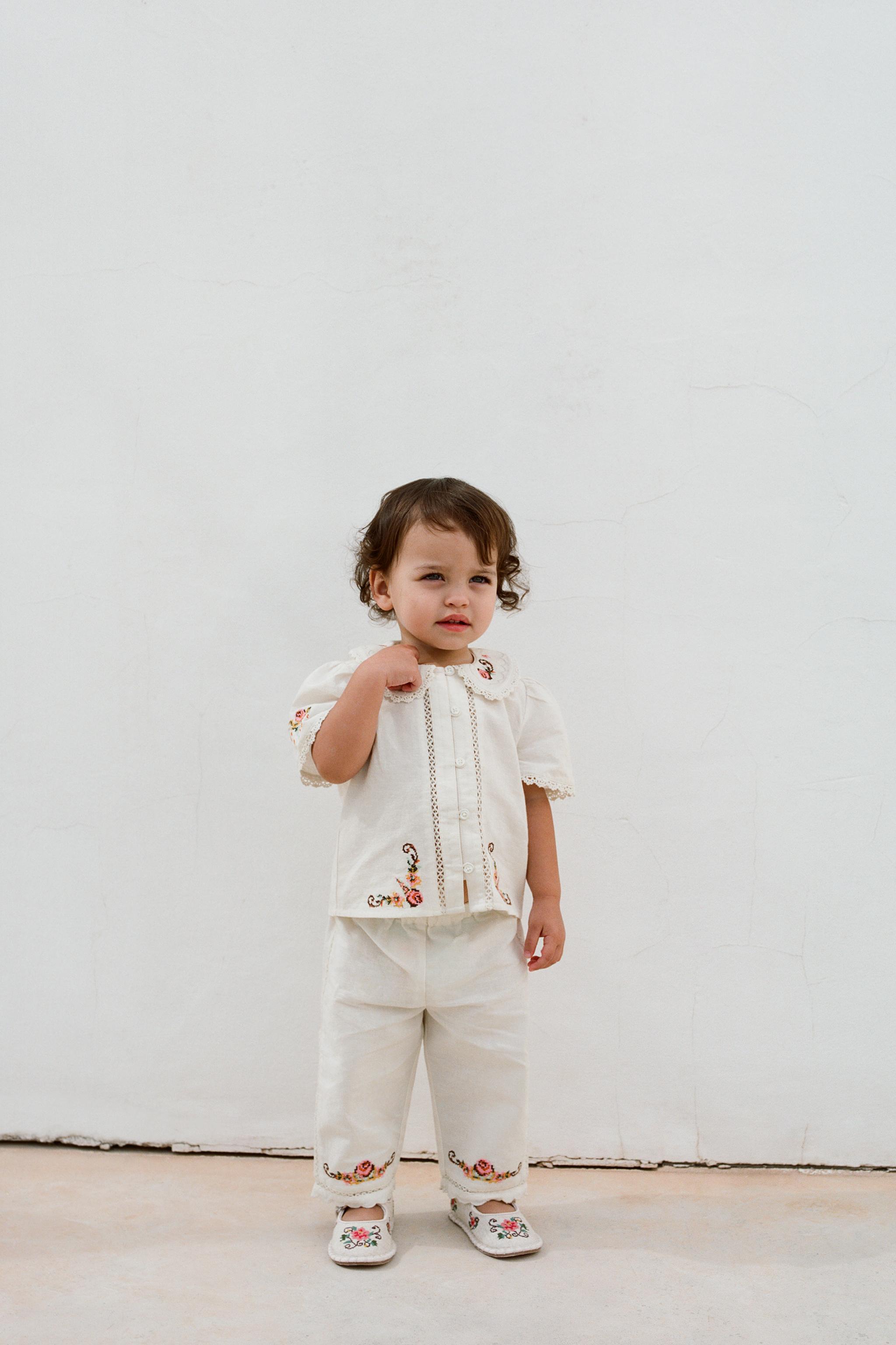 EMBROIDERED PANTS